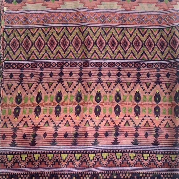 Scraf - Picture 5 of 5